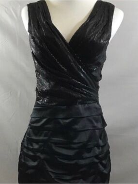 Express Black Sequin & Satin V-Neck Evening Mini Dress Sz 12